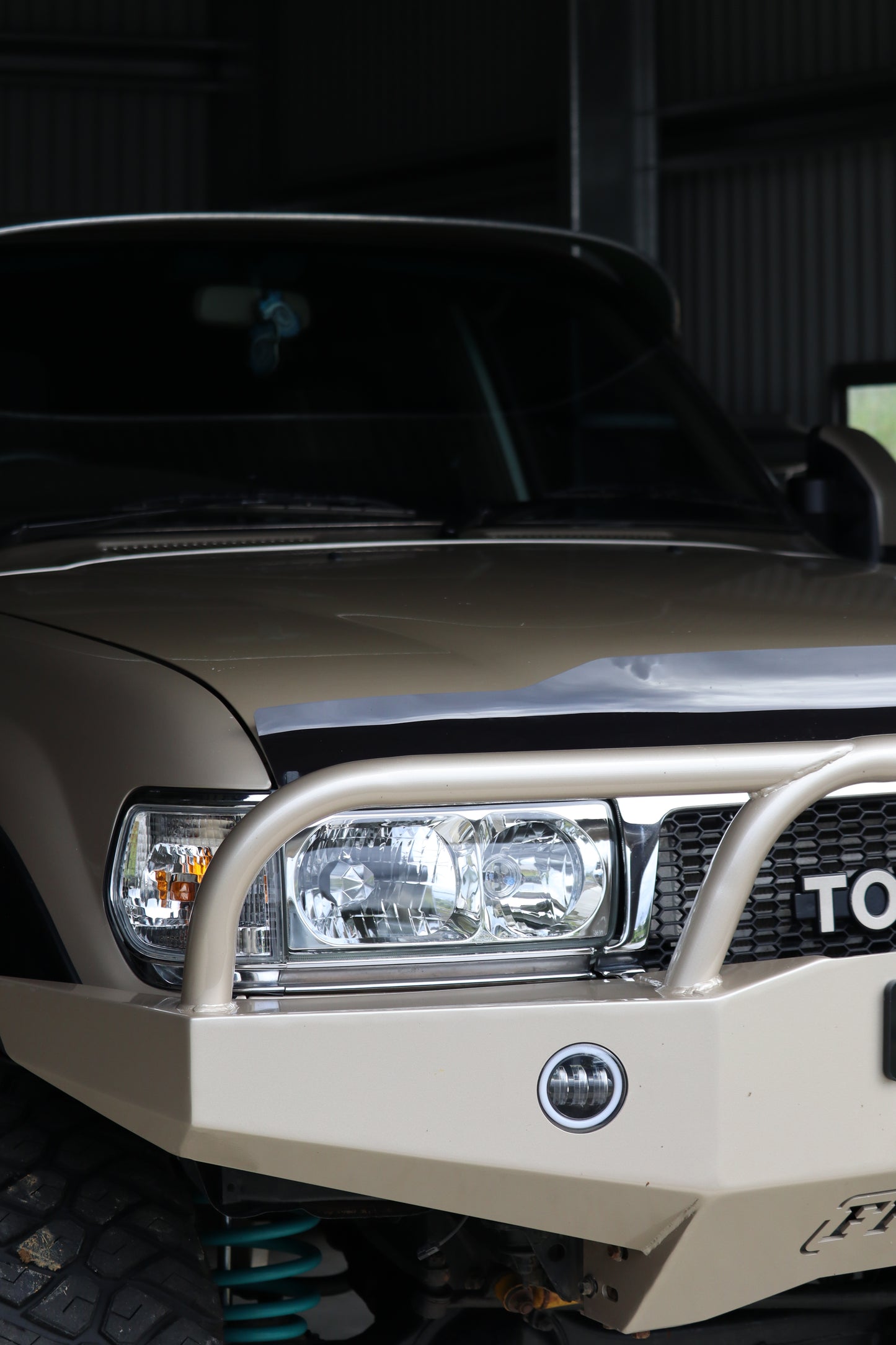 80 series clear lens Sahara headlights + corner lights