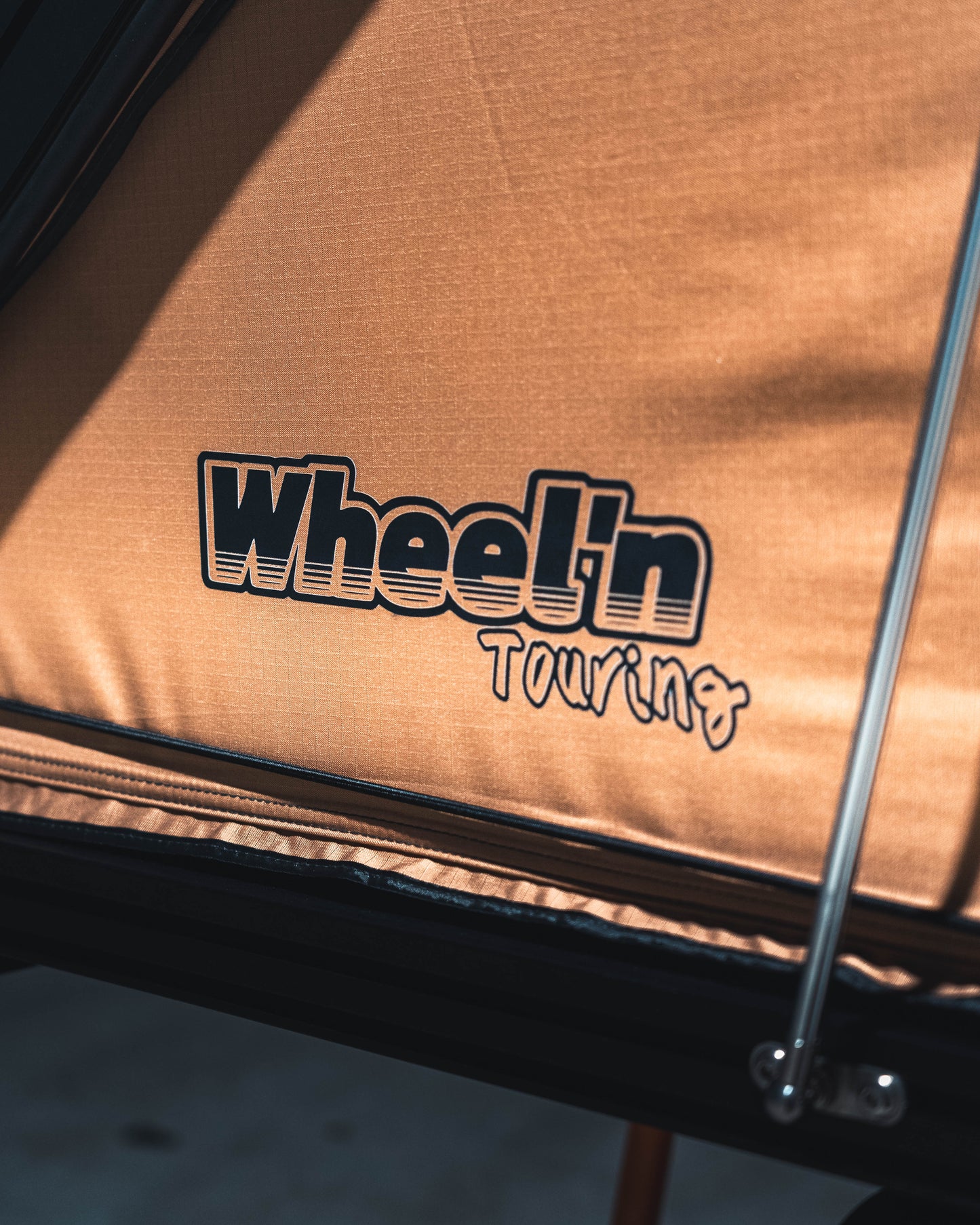 Wheel'n Touring "The Hut" Clamshell 1.3 Rooftop Tent (deposit) IN STOCK!